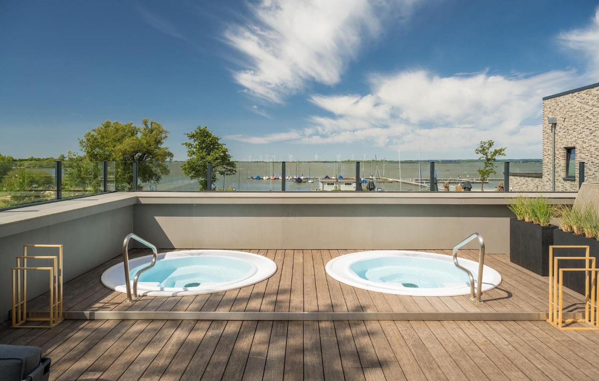 Beach Front Apartment In Lembruch-Duemmer See 外观 照片